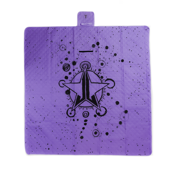 Blanket3.png Blanket3.png