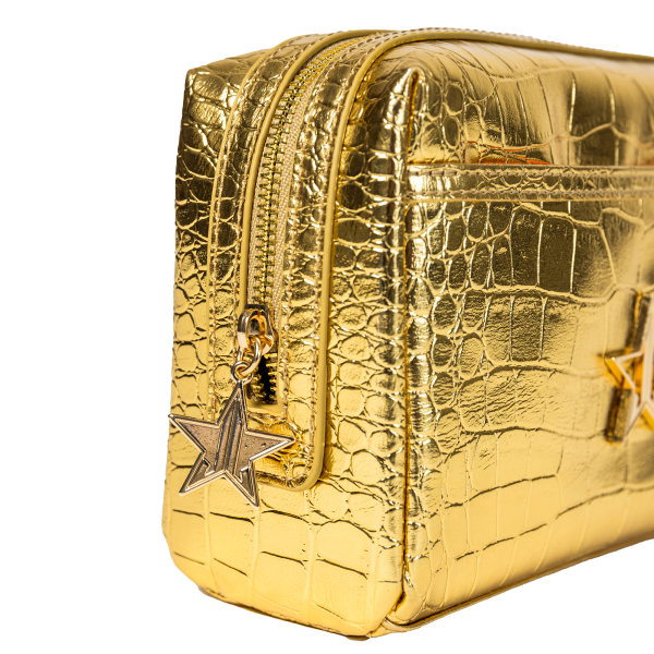 Gold_makeupbag001.png Gold_makeupbag001.png
